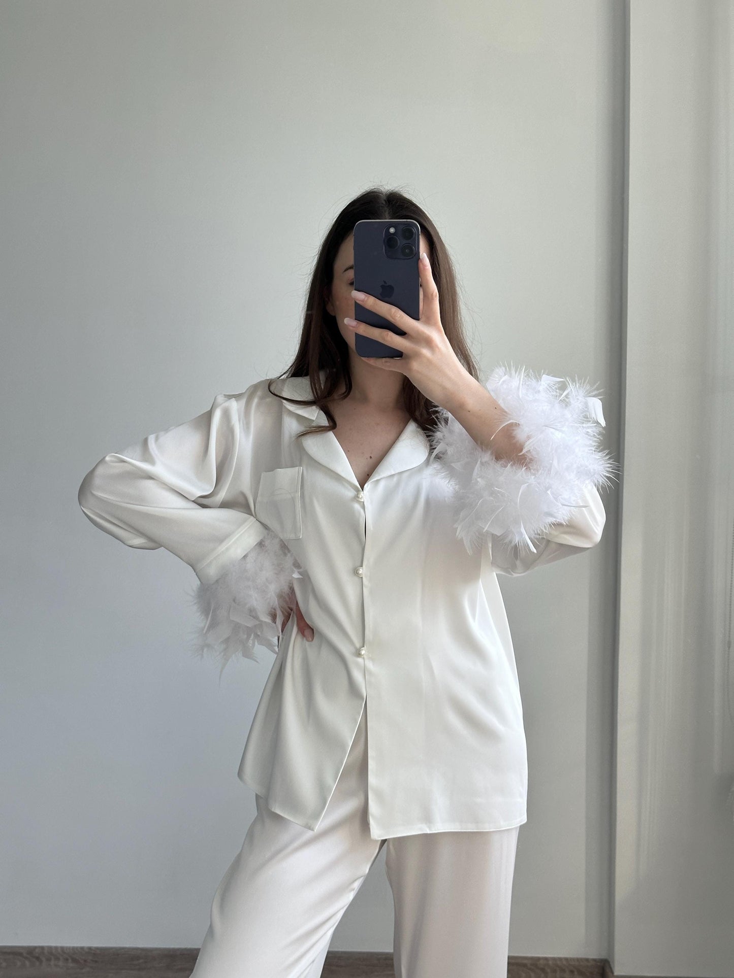 Ivory Bridal Pajamas with Feathers and belt,Bachelorette Pajamas,bride Party Pajamas, Pajamas Getting Ready,Bridal Morning,Bridesmaid Pajama