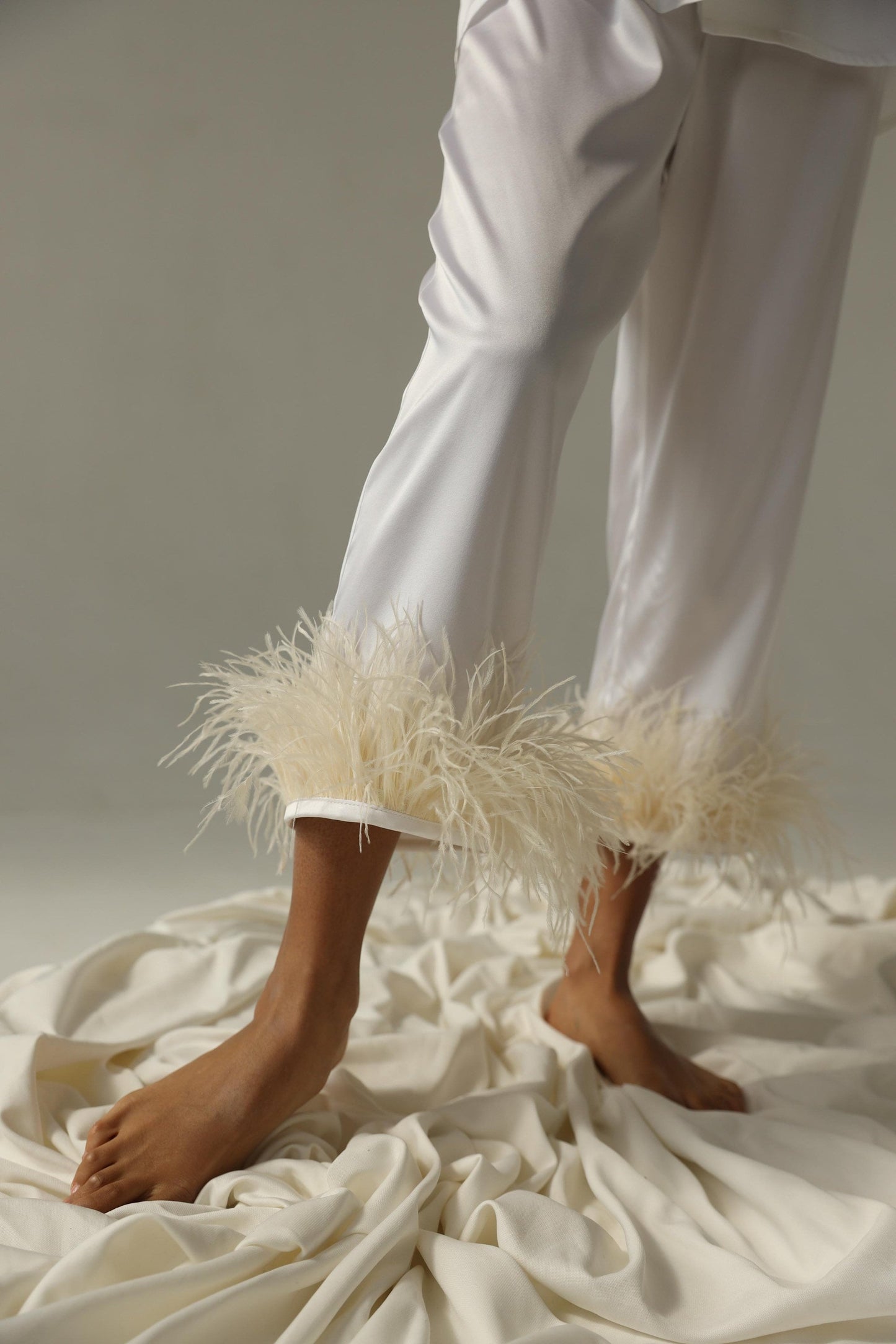 White bride pajama set Bridesmaid pajama set Tencel pajamas with feather Bridal party pajama Summer women pants pajama set